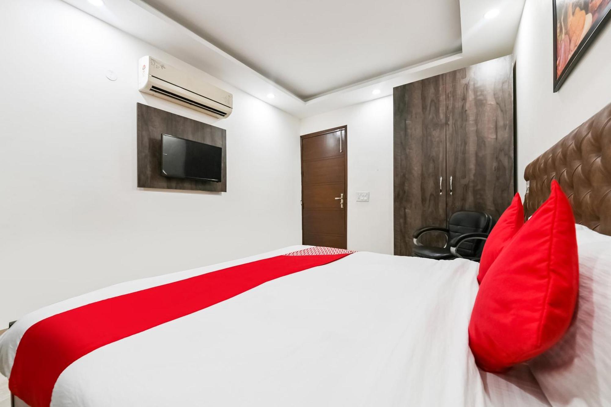 Hotel O Premium Rooms Chhatarpur New Delhi Buitenkant foto
