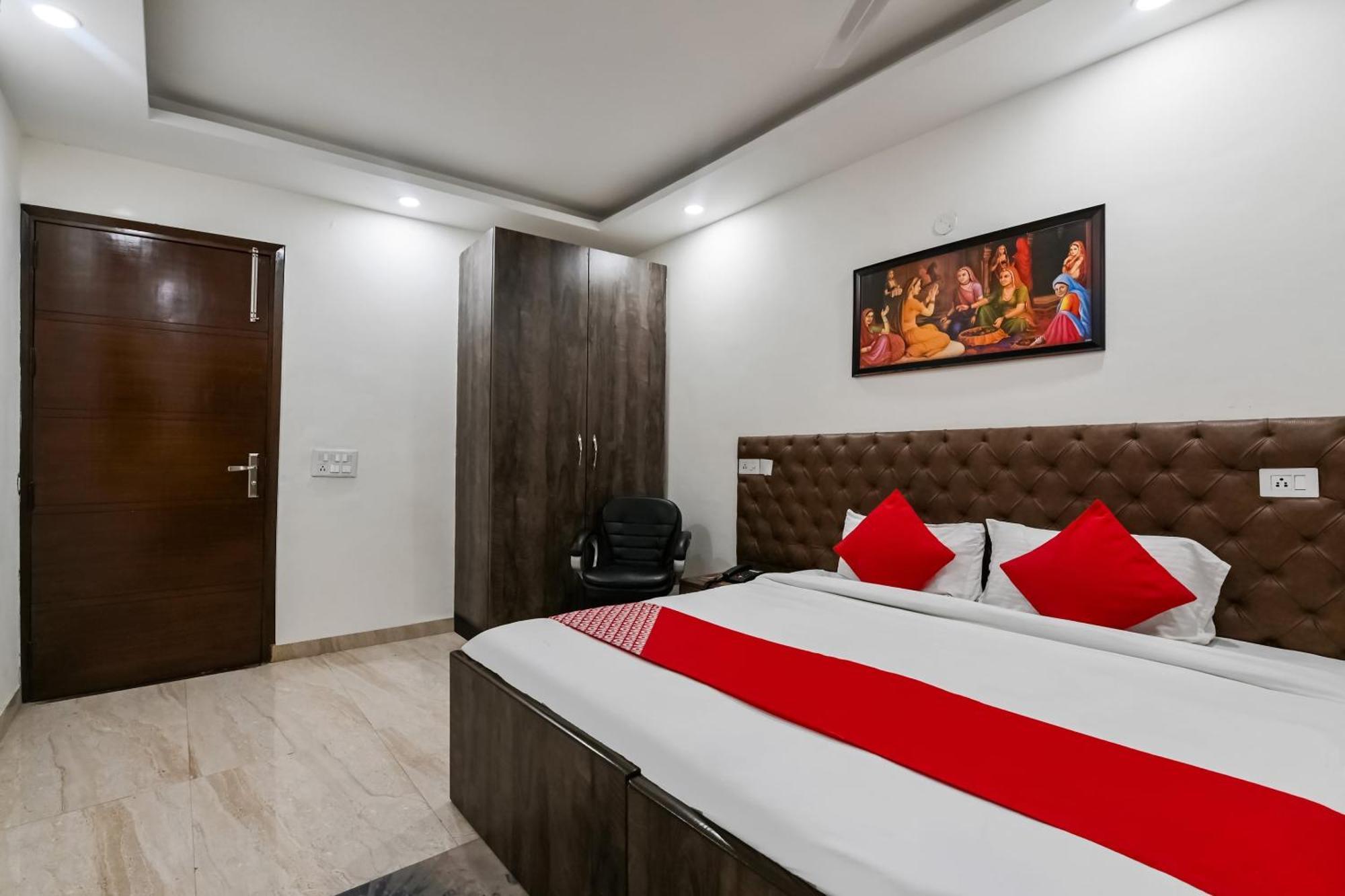Hotel O Premium Rooms Chhatarpur New Delhi Buitenkant foto