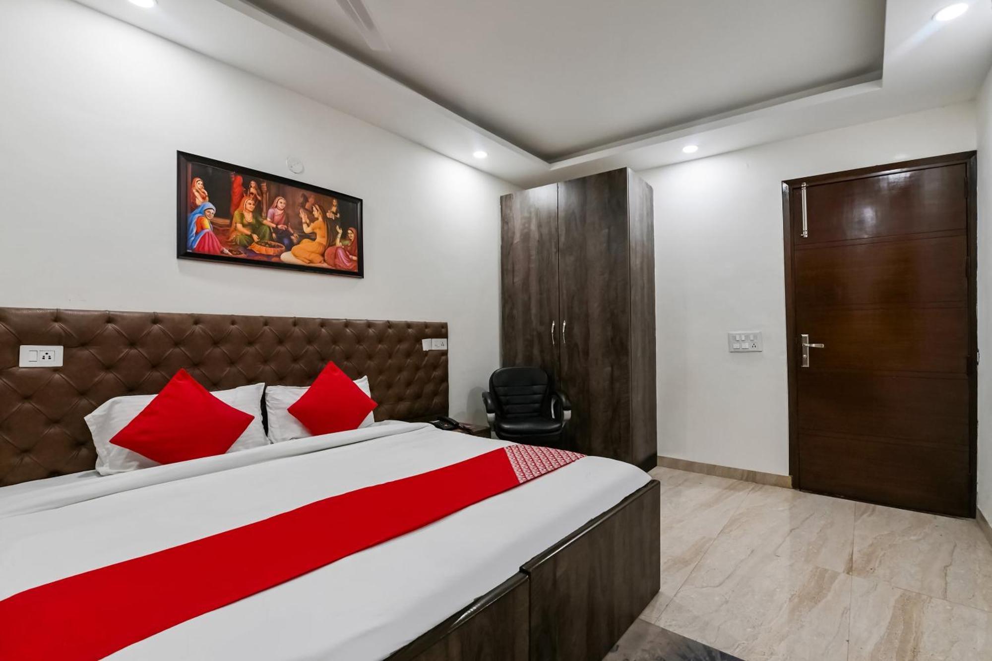 Hotel O Premium Rooms Chhatarpur New Delhi Buitenkant foto